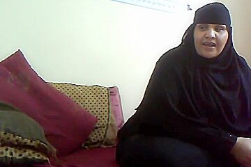 Arab Wife (2016) (10)