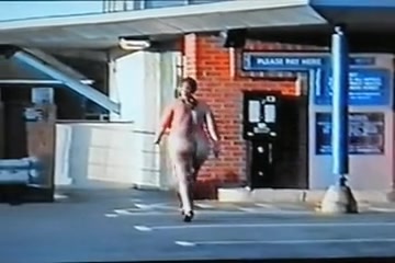 Suzisoumise Naked Whore