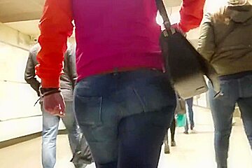 Hot Booty Ass In The Morning