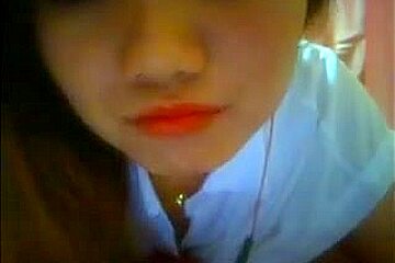 Korean Slut Yein Jeong Masturbates On Webcam (8)