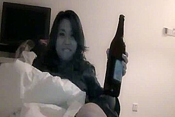 Chinese Gal Bottle Masturbation