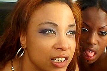 Dark Mamma Gang Group Sex