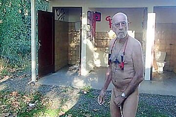 Exhib And Cbt Games At The Deleric Toilet
