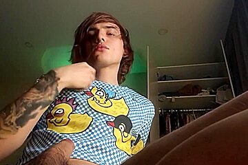 Emoboy With Ducks Fucks Himself With Fingers And Bright Cumshot