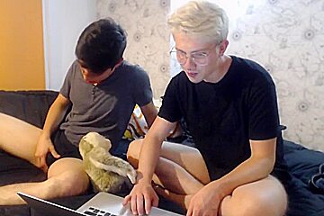 Gorgeous Boys Live On Cam