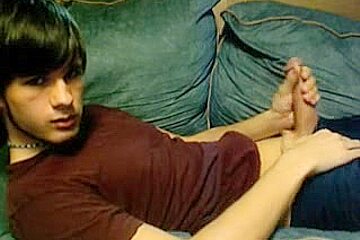 Boy Friend Jerk Off And Cum On Cam