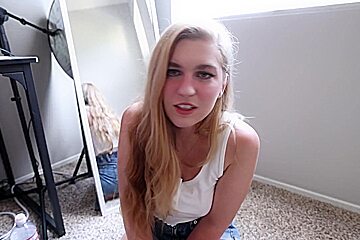 Jaybbgirl â€“ Fucking Your Step Daughters Friend