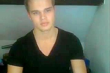 German Cute Boy Smooth Bubble Ass Smooth Big Cock On Cam