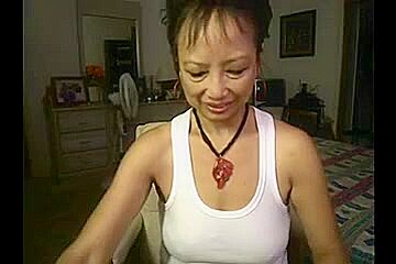 Asian Granny Camshow