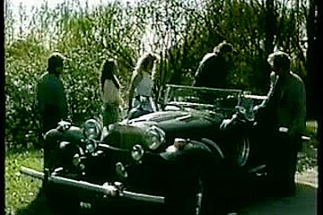 Retro Sluts Enjoy Anal Fucking In Public Threesome