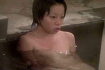 Cam Shooting Asian Dolls In The Sauna Pool Nri(111) (00)