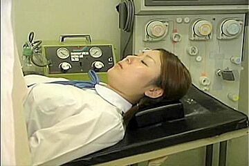 Japanese Babe Got Toyed At Some Strange Gyno Clinic