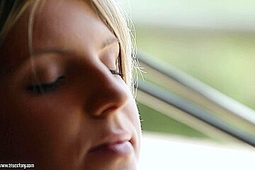 (21)Naturals Video: Distance