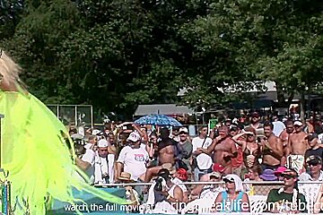 SpringBreakLife Video: Naked Paint