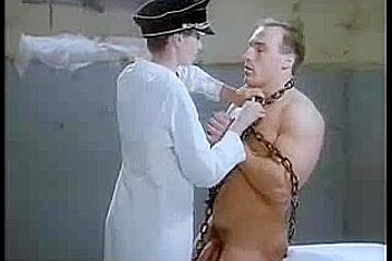 Shalimar   Saloon Kiss Scene(2)