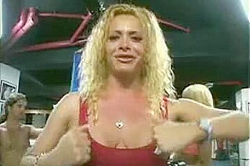Steamy Anal Dans Un Gym