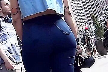 Phat Latina In Jeans