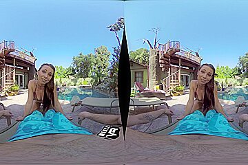 Aidra Fox & Chloe Scott In Back In The Day   WankzVR