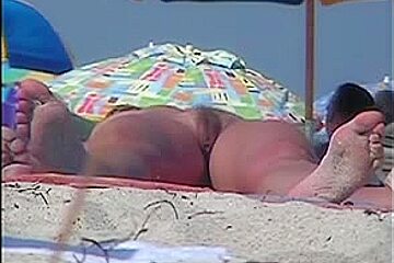 Hawt Ladies In Nature's Garb On The Beach Two