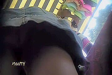 Upskirts Hunted By The Skillful Hunter