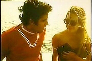 Amateur Vintage Sex Tape Features Some Wild Public Sex