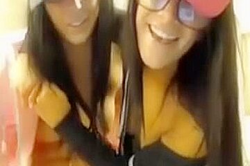 Two Girls Pizza Flashing